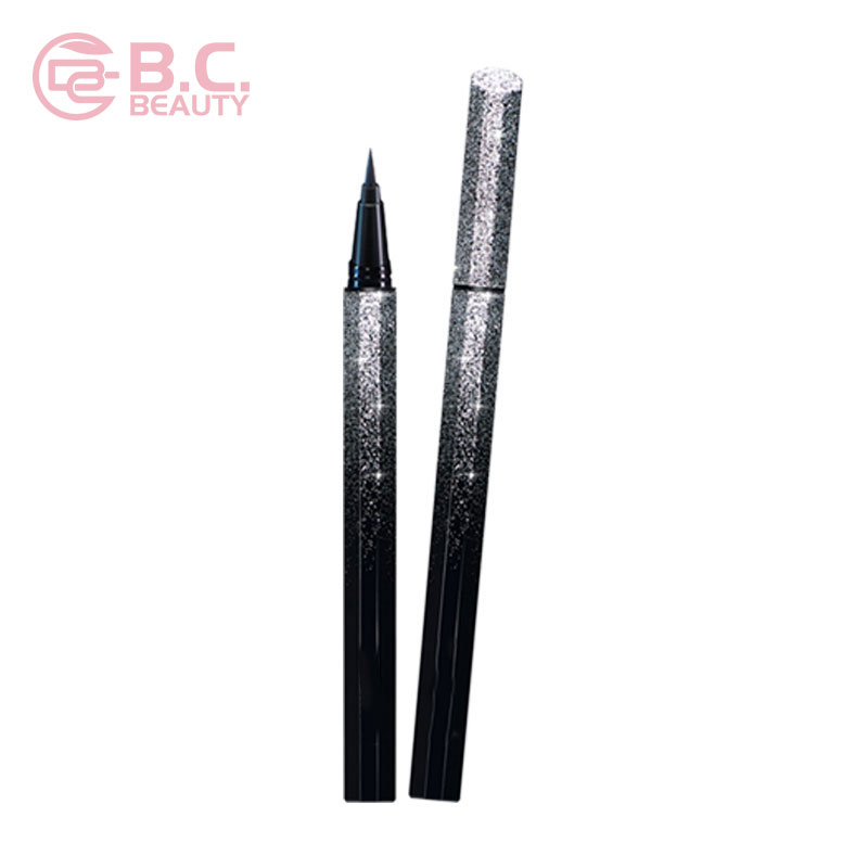 Eye-liner scintillant